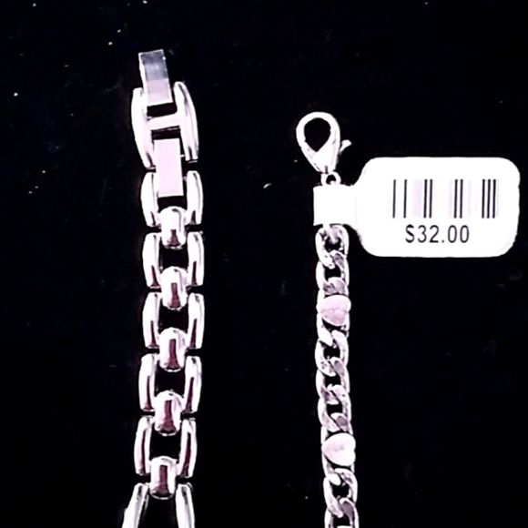 Silver/pink Heart Watch/ Heart Bracelet Bundle - Picture 4 of 8